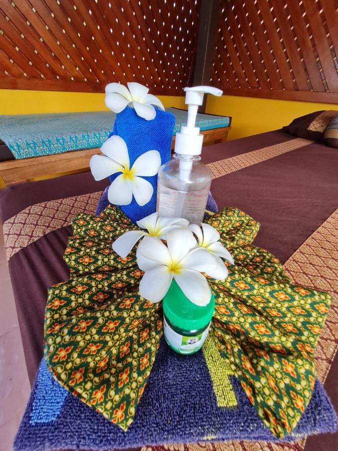 Bee Nat Garden Resort Bang Rak Beach  Buitenkant foto