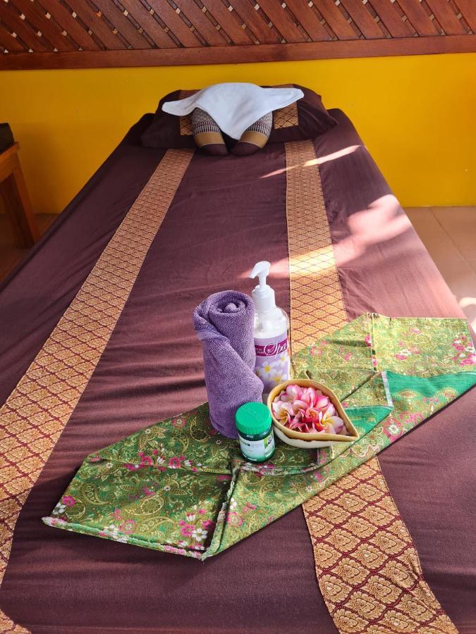Bee Nat Garden Resort Bang Rak Beach  Buitenkant foto
