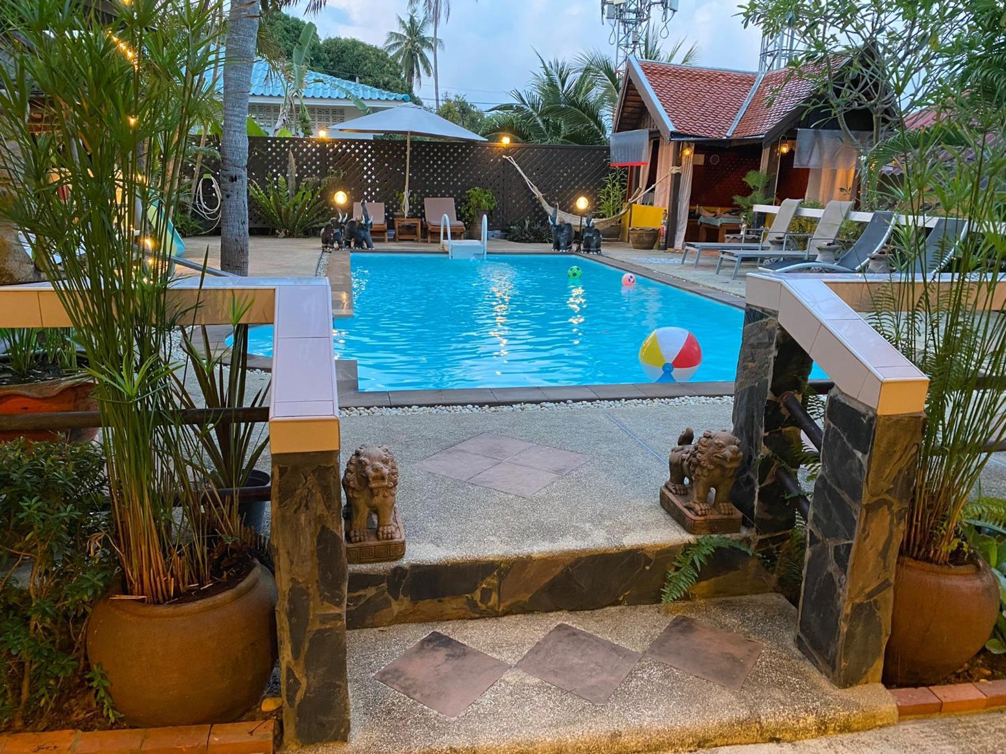 Bee Nat Garden Resort Bang Rak Beach  Buitenkant foto