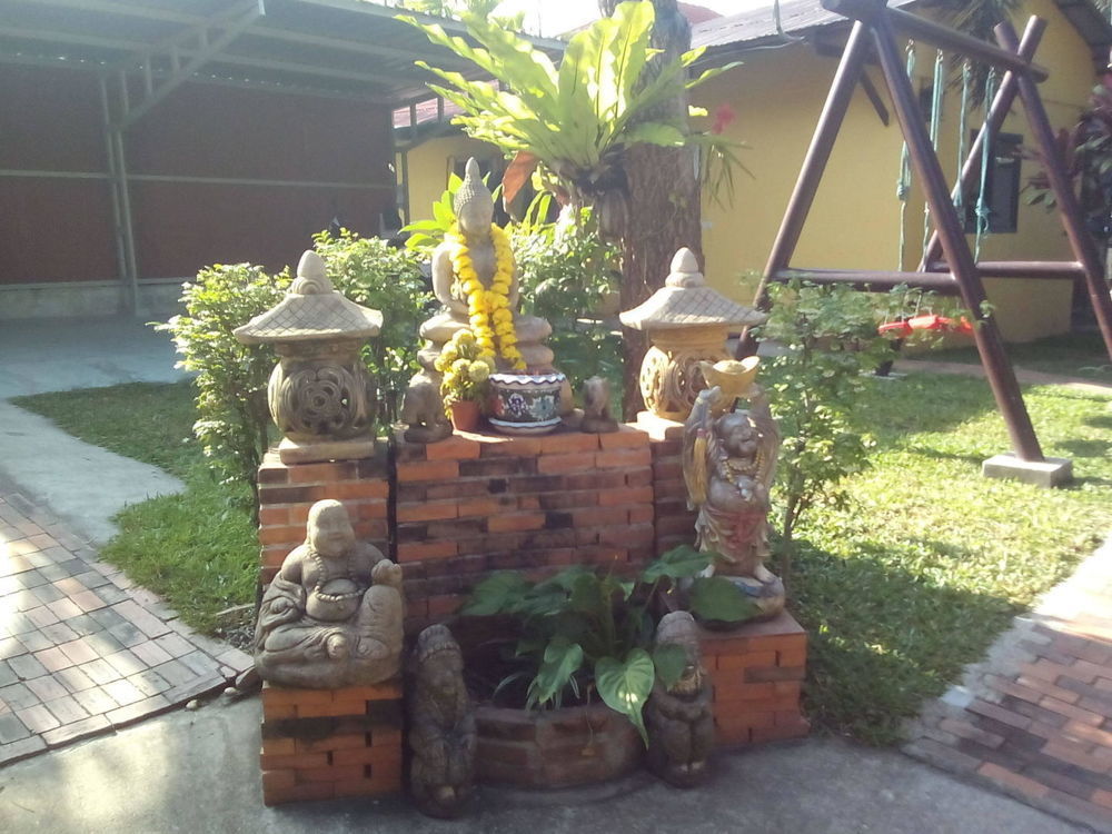 Bee Nat Garden Resort Bang Rak Beach  Buitenkant foto