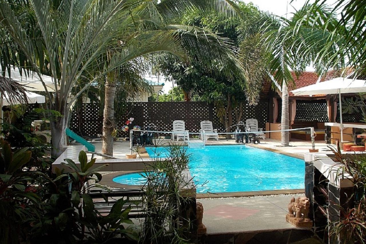 Bee Nat Garden Resort Bang Rak Beach  Buitenkant foto