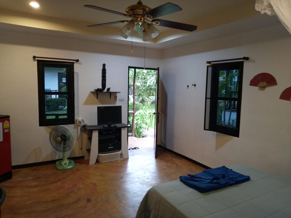Bee Nat Garden Resort Bang Rak Beach  Buitenkant foto